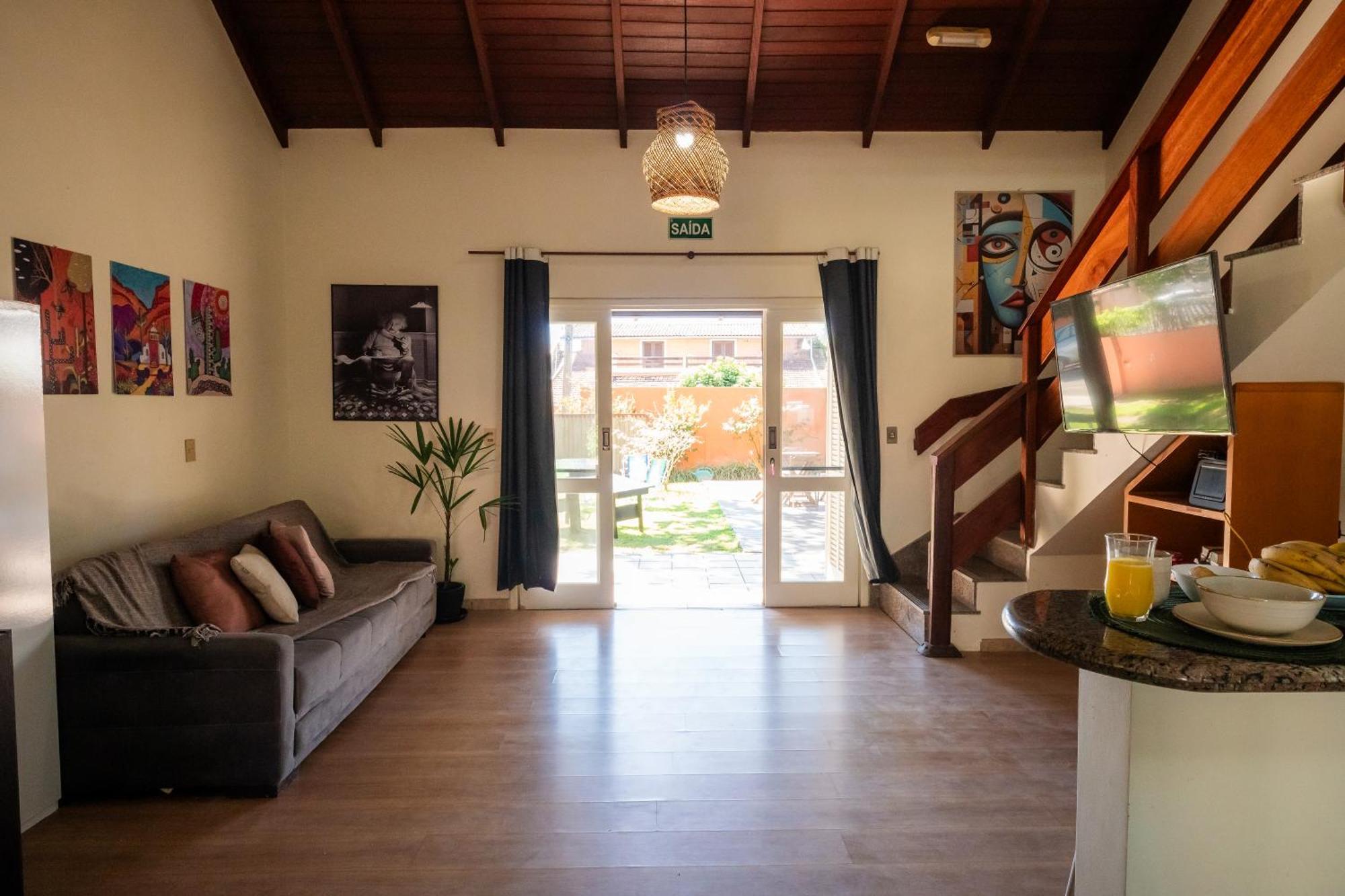Take It Easy Hostel ฟลอเรียนอโปลิส ภายนอก รูปภาพ